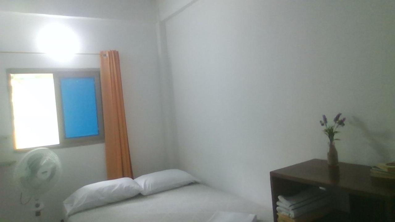 Hostal Paloma Cafe Паломино Экстерьер фото