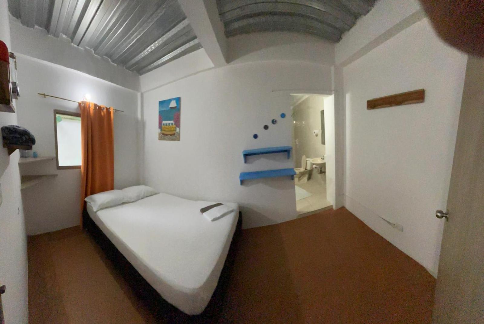 Hostal Paloma Cafe Паломино Экстерьер фото